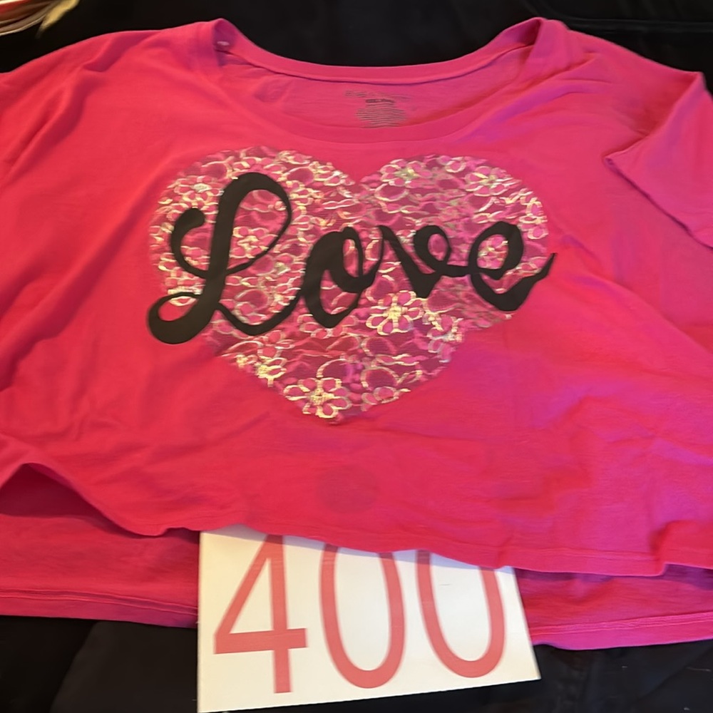 Beautiful shirt sleeve “L O V E”  top for ladies. Size XXL TO BE WORN AS CROP TP - Picture 3 of 3